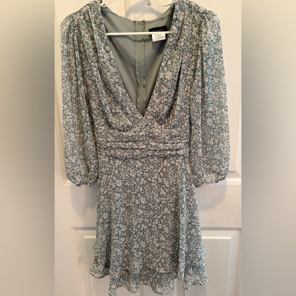 Ladies Jr. Size Floral V-Neck Dress
